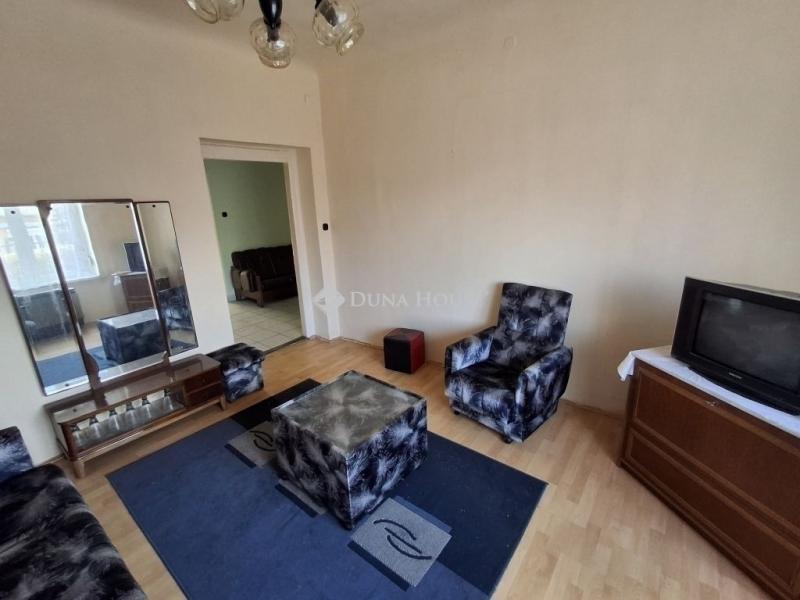 Eladó családi ház Vecsés