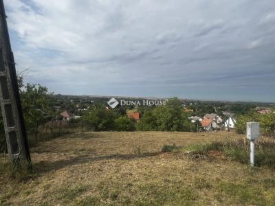 Eladó lakóövezeti telek Kulcs