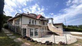 Eladó családi ház Pécs