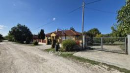 Eladó családi ház Érd