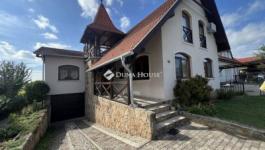 Eladó családi ház Balatonboglár