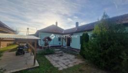 Eladó családi ház Üllő