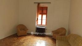 Eladó lakás Mezőhegyes