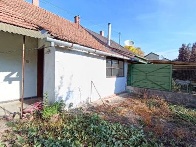 Eladó családi ház Szentes