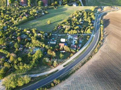 Eladó nyaraló Balatonkenese Balatonakarattya