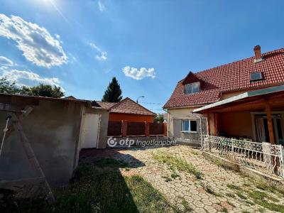 Eladó családi ház Miskolc