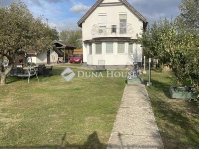 Eladó családi ház Délegyháza