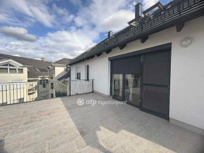 Eladó lakás Kapuvár