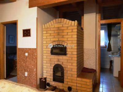 Eladó családi ház Bábonymegyer