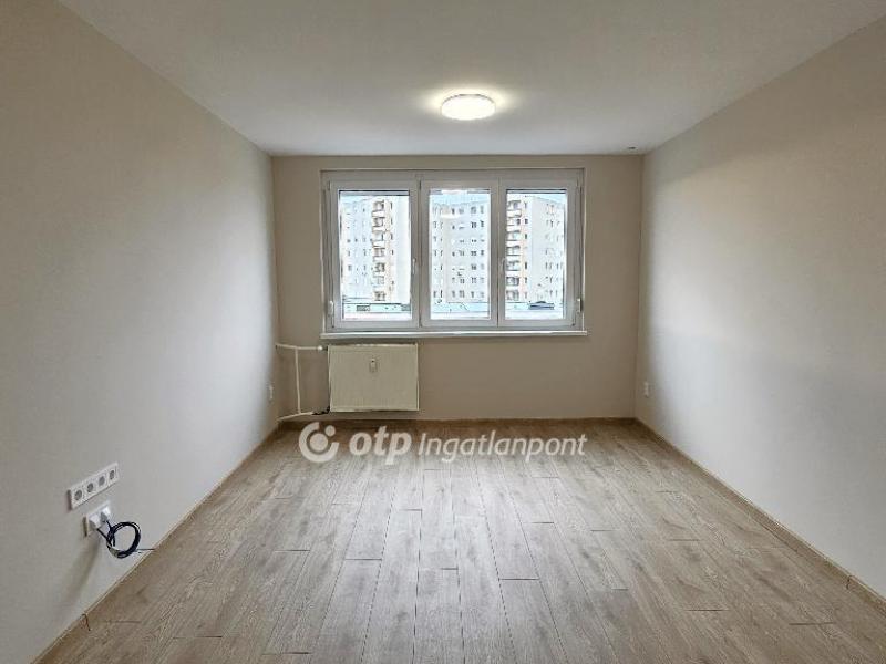 Eladó lakás Székesfehérvár