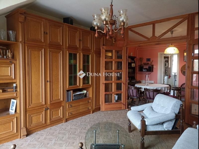 Eladó lakás Zalaegerszeg