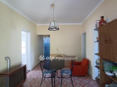 Eladó családi ház Siófok