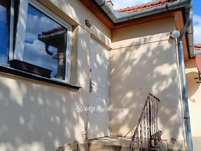 Eladó családi ház Pécs
