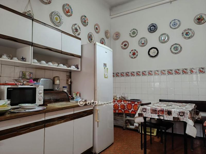 Eladó családi ház Budapest