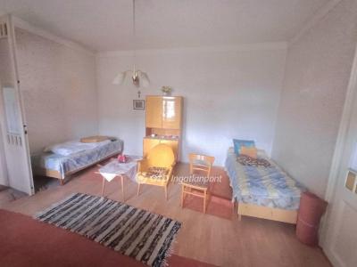 Eladó családi ház Baja