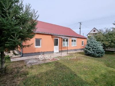 Eladó családi ház Nádudvar