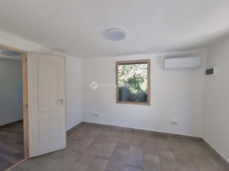 Eladó nyaraló Tóalmás