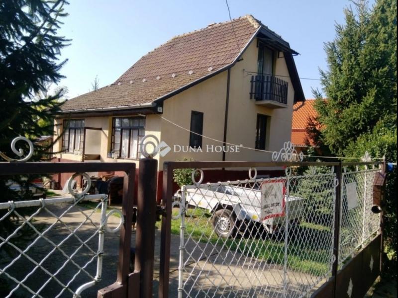 Eladó nyaraló Dány