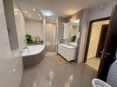 Eladó családi ház Ballószög