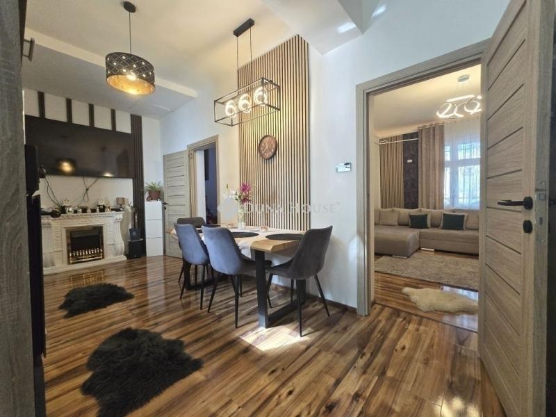 Eladó családi ház Budapest