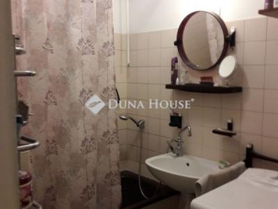 Eladó lakás Esztergom