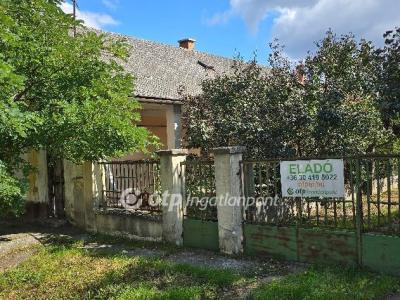 Eladó családi ház Püspökladány