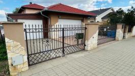 Eladó családi ház Debrecen