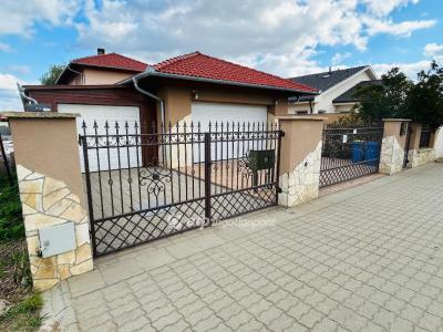 Eladó családi ház Debrecen
