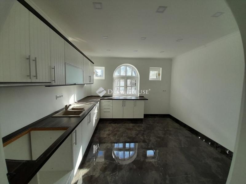 Eladó családi ház Békéscsaba