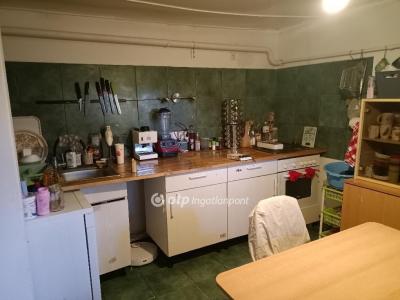 Eladó családi ház Isaszeg