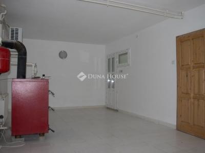 Eladó családi ház Budapest