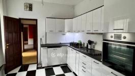 Eladó családi ház Székesfehérvár