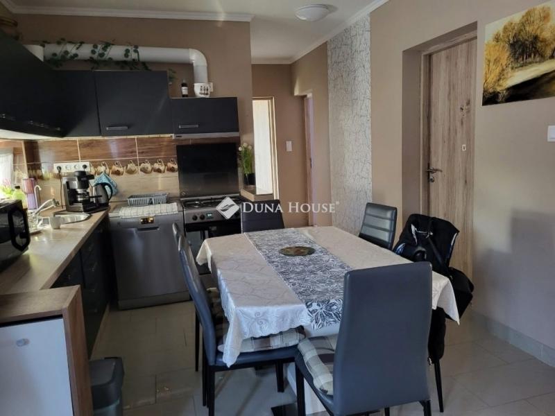 Eladó családi ház Maglód