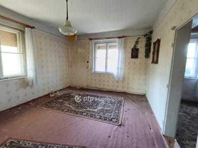 Eladó családi ház Szentes