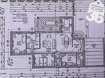 Eladó családi ház Ballószög