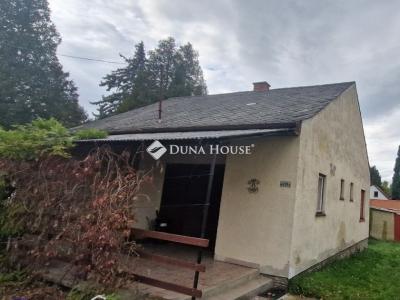 Eladó nyaraló Balatonfenyves