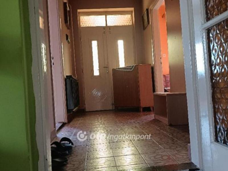 Eladó családi ház Kaba