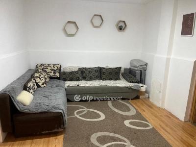 Eladó családi ház Szentes