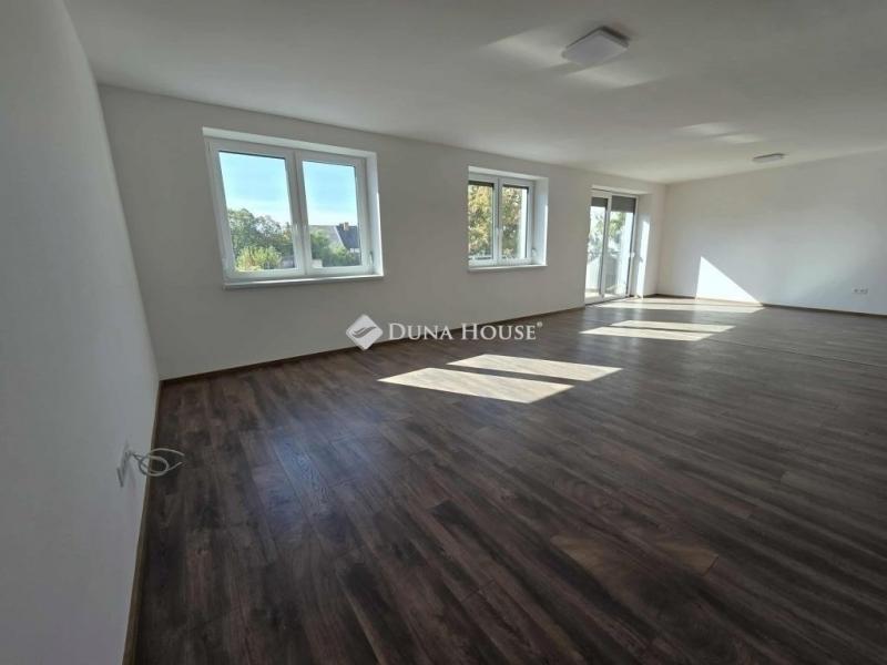 Eladó lakás Szeged