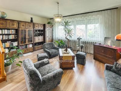 Eladó ikerház Győr