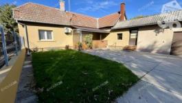 Eladó családi ház Kecskemét