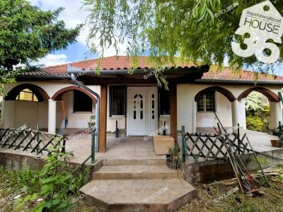 Eladó családi ház Kecskemét