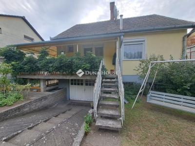 Eladó családi ház Baja