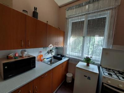 Eladó házrész Baja