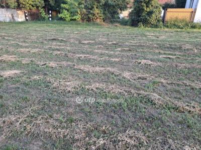 Eladó lakóövezeti telek Hajdúböszörmény