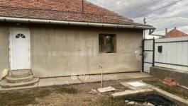 Eladó családi ház Szentes