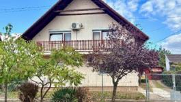 Eladó családi ház Budapest