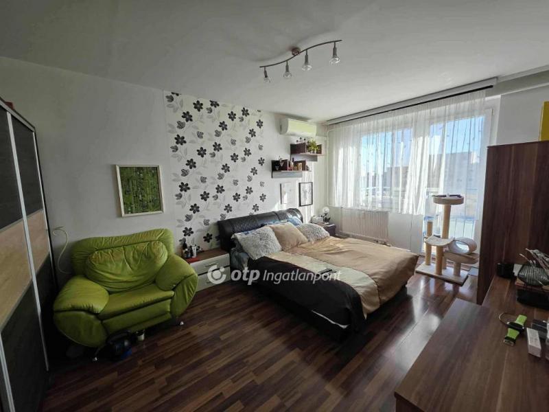 Eladó lakás Debrecen