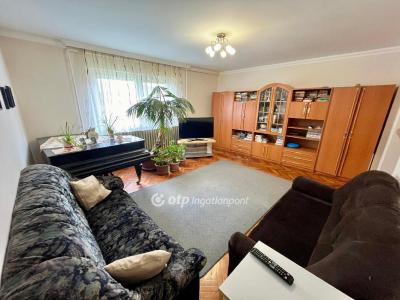 Eladó családi ház Hosszúpályi