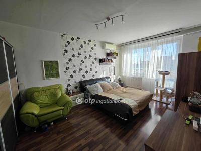 Eladó lakás Debrecen